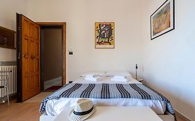 Bright Studio With Terrace & Parking