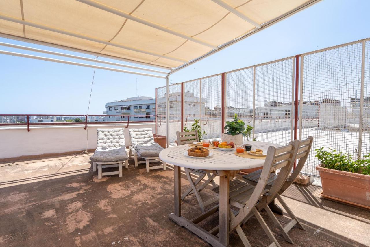 Bright Studio With Terrace & Parking Bari Esterno foto